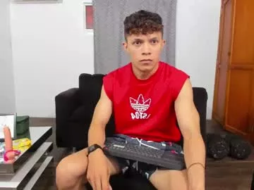 Offline lucas_luxx1 on Chaturbate