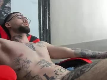 luke_davis01 on Chaturbate