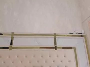 luna_shea on Chaturbate