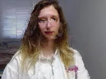 luna_xsensual on Chaturbate