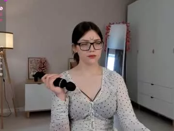 Offline lunabate on Chaturbate