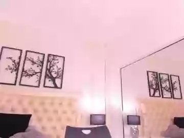 mackenzie_17 on Chaturbate