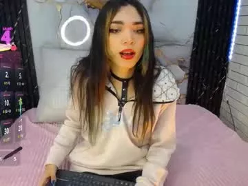 Offline maevekuro on Chaturbate