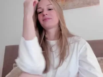 Offline magic_couple13 on Chaturbate