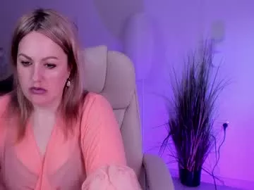 Freechat mariemlui on Chaturbate