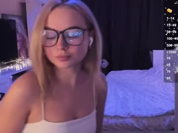 Freechat mary_romance on Chaturbate