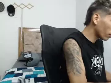 Offline masteralda09 on Chaturbate