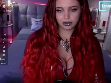maya_mils on Chaturbate