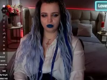 maya_mils on Chaturbate