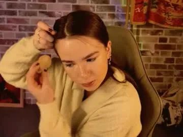 maybloom_ on Chaturbate