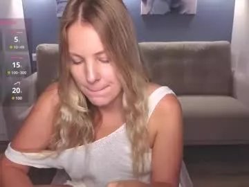 melaniebennett on Chaturbate