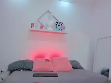 mia_v7 on Chaturbate