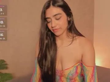 miah_luv on Chaturbate