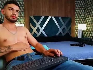 michael_magno on Chaturbate