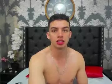 michael_magno on Chaturbate