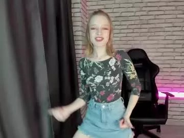 michelle_blond on Chaturbate