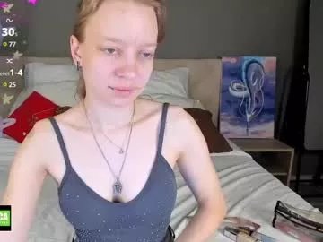 michelle_blond on Chaturbate