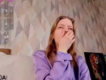 michelle_blond on Chaturbate