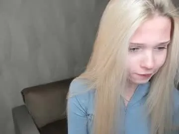 Offline mikaelataron on Chaturbate