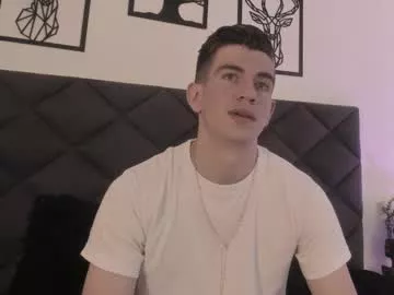 Offline mikaelslow on Chaturbate