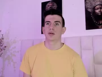 Offline mikaelslow on Chaturbate