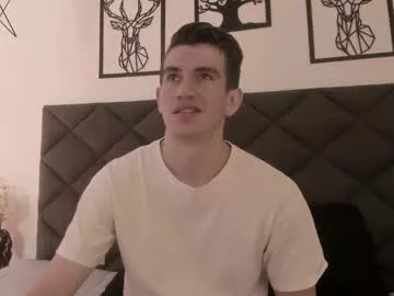 Offline mikaelslow on Chaturbate