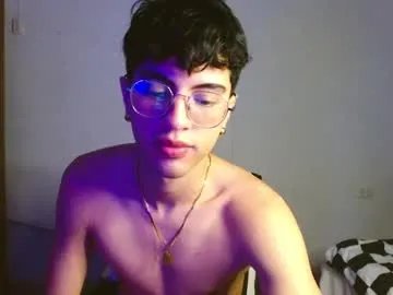 mike_pineapple on Chaturbate