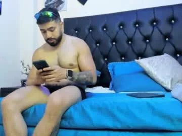 mikeblaree on Chaturbate