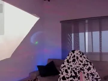 milly_yako on Chaturbate