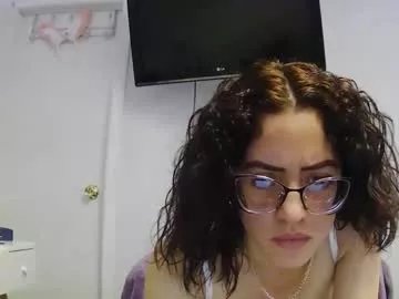 mina26m on Chaturbate