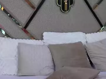 Freechat mishabrizo on Chaturbate