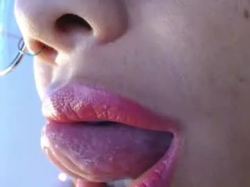 miss_evoleth2 on Chaturbate