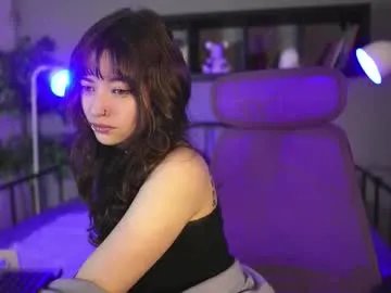 miyuki_wolf on Chaturbate