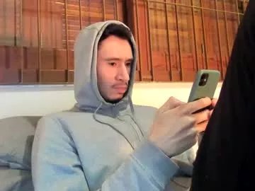 moderdelier on Chaturbate