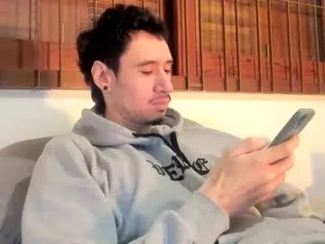 moderdelier on Chaturbate