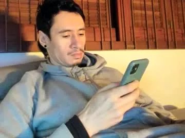 moderdelier on Chaturbate