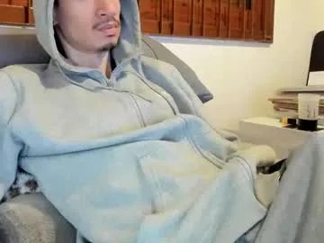 moderdelier on Chaturbate