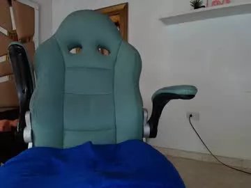 mr_mikee_ on Chaturbate