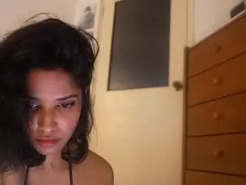 mriea_ on Chaturbate