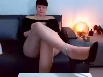 Offline mylegsonheels on Chaturbate