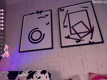 Offline mynameisnikki_ on Chaturbate