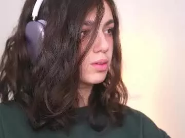 Offline mystica_ on Chaturbate