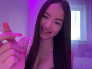 nadineblackwater — GOAL: top straps fall down [21 tokens remaining] Welcome to my room! #new #18 #shy #bigboobs #nonude