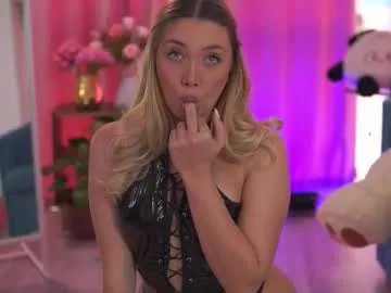 nadyablue — Start the fun with an action from my tipmenu or my fav patterns: 22/99/111/333/1111 - Multi Goal: Completely Naked [110 tokens left] #natural #bigass #tease #cute #blonde