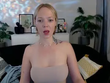 Offline natalee_love on Chaturbate