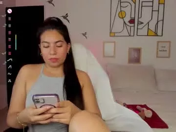 Offline natalia__ponce on Chaturbate