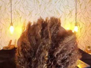 Offline natalieparkerr on Chaturbate