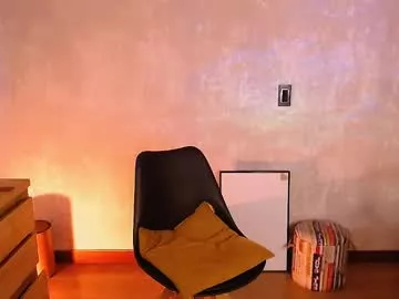 Offline natval_ on Chaturbate