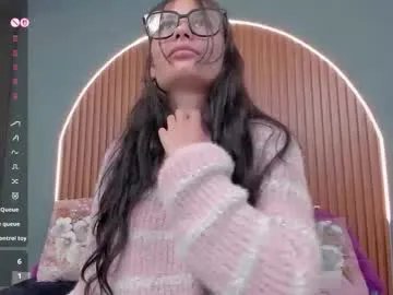 nayecloud — GOAL: LICK FINGERS & TEASE BOOBS [52 tokens remaining] You want the perfect Night?, Control my orgasm with my toy! #teen #latina #french #daddysgirl #young
