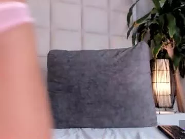 Freechat nia_bunny on Chaturbate